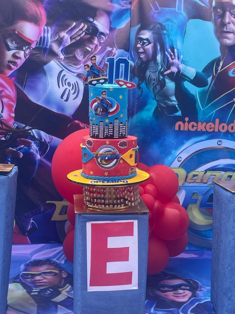 Custom Cakes in Ibadan | Wedding & Birthday Cakes By Greatouch Events