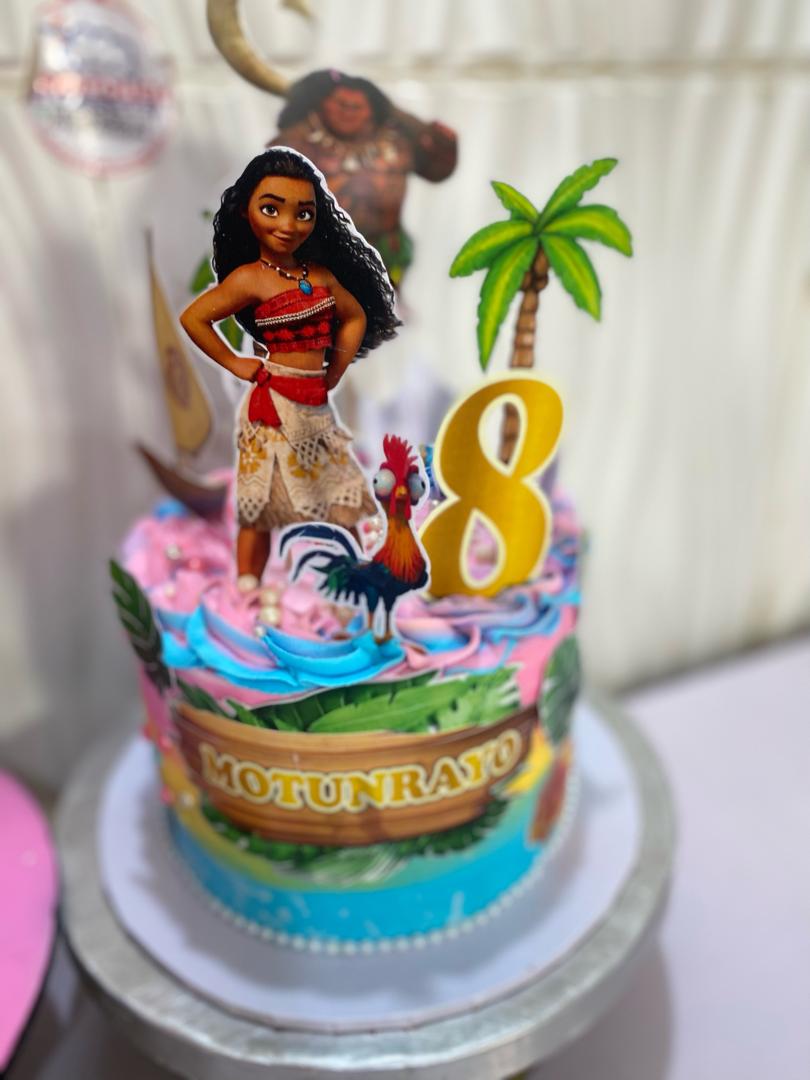 Custom Cakes in Ibadan | Wedding & Birthday Cakes By Greatouch Events